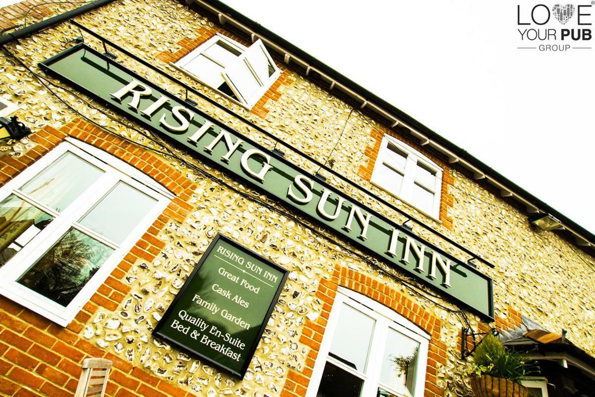 The Rising Sun Inn Waterlooville Buitenkant foto